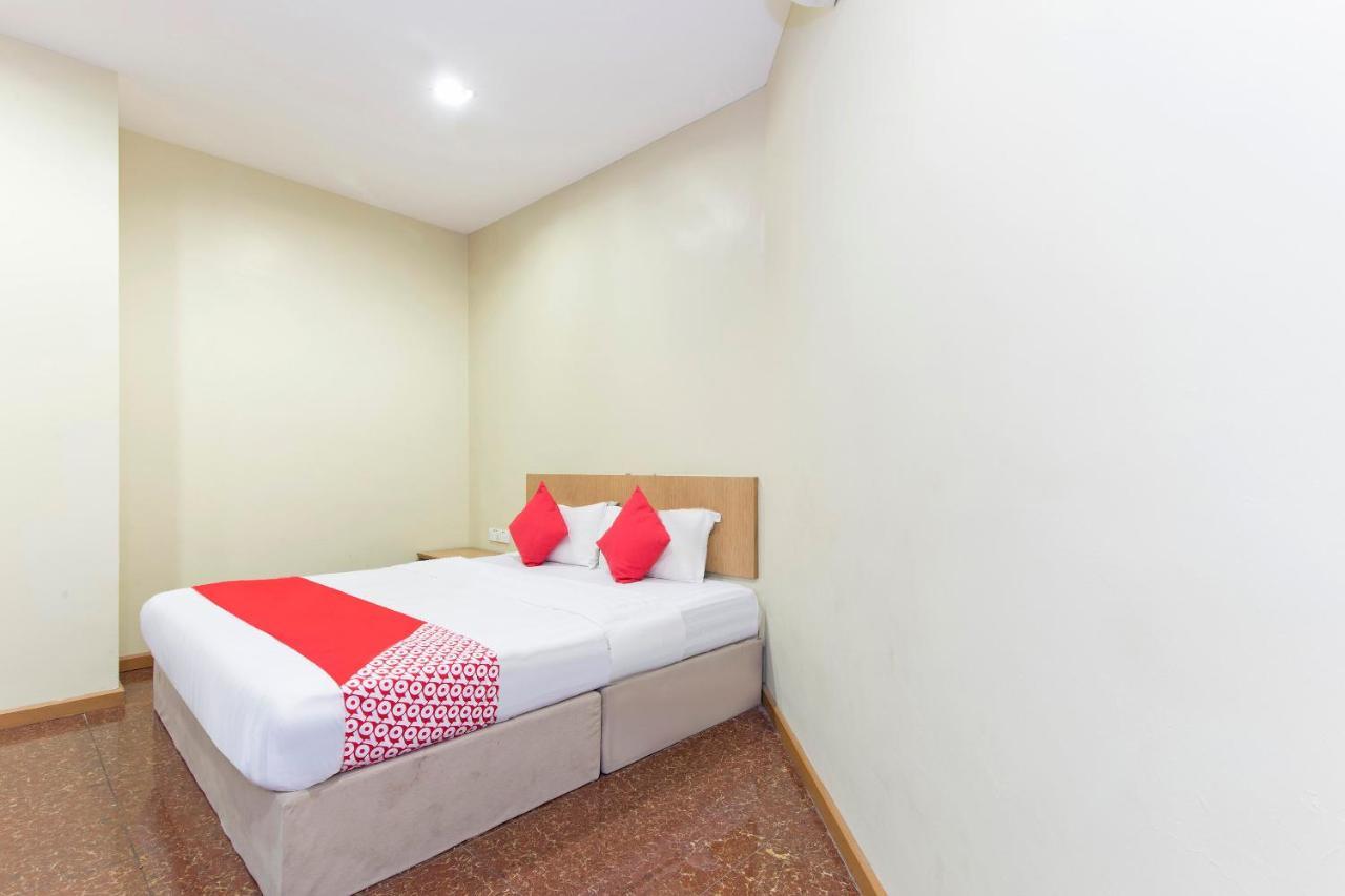 Oyo 422 Hotel Reno 쿠알라룸푸르 외부 사진