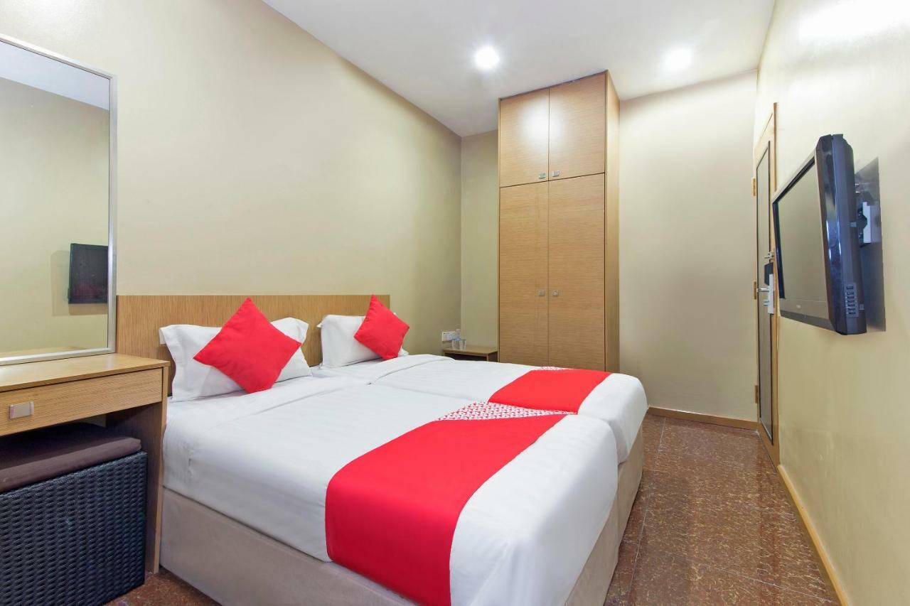 Oyo 422 Hotel Reno 쿠알라룸푸르 외부 사진